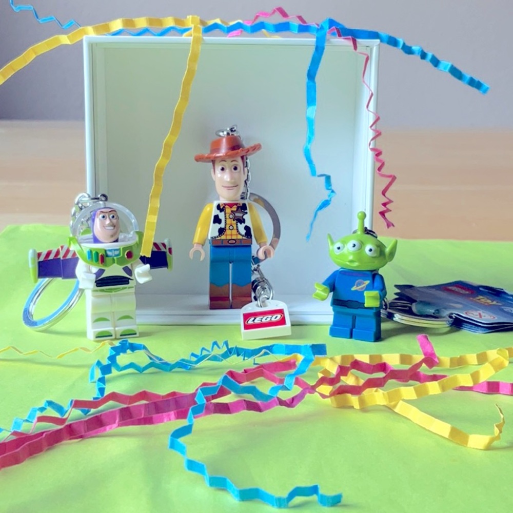🤠 LEGO TOY STORY KEYCHAINS 🤠 NWT 🤠NWOT 🤠